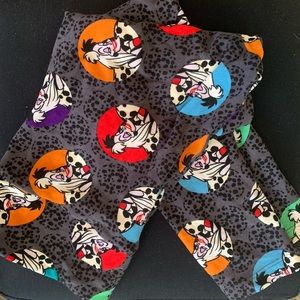 Black polka dot cruella OS leggings Lularoe
